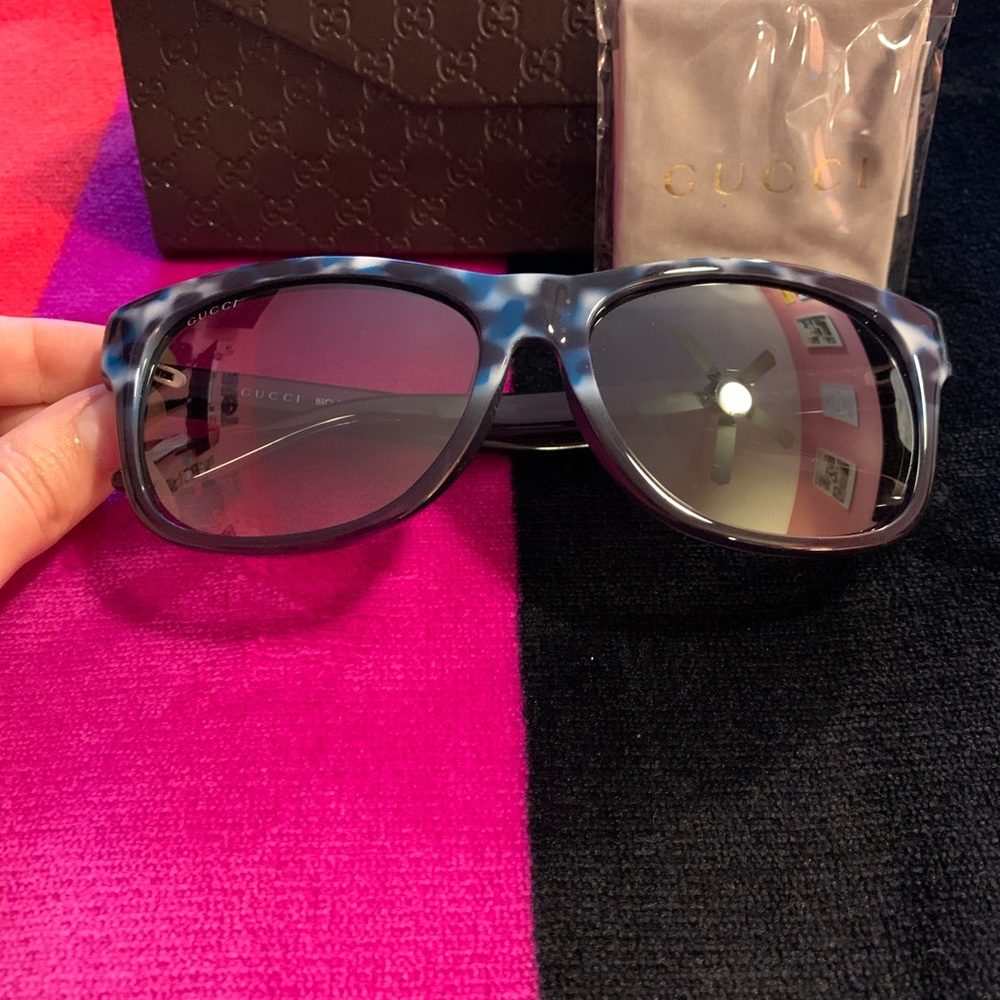 Gucci Sunglasses GG 3735
